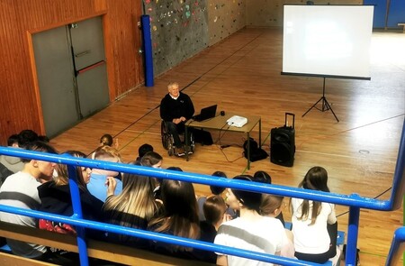 Vozim, vendar ne hodim (2)